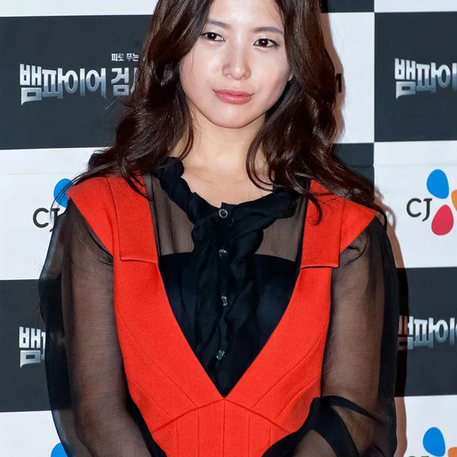 Yuriko Yoshitaka