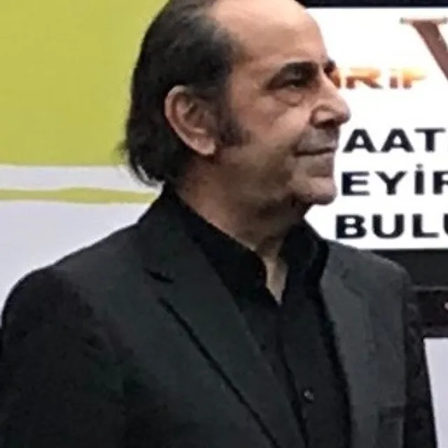 Özkan Uğur