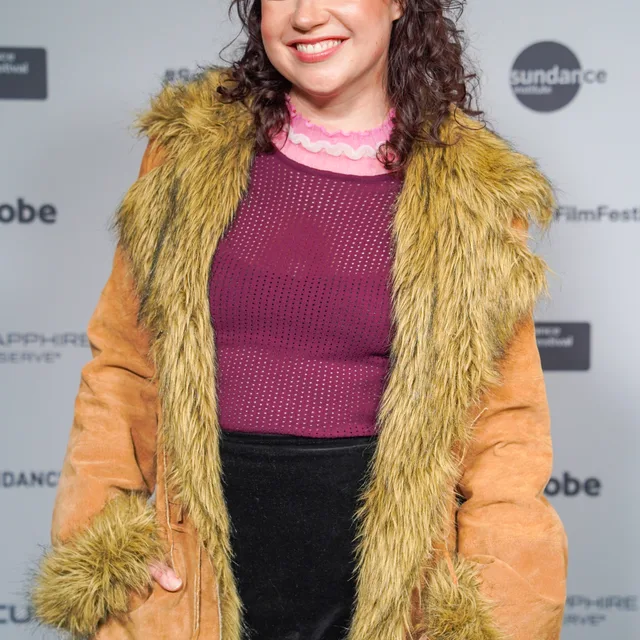 Sarah Steele