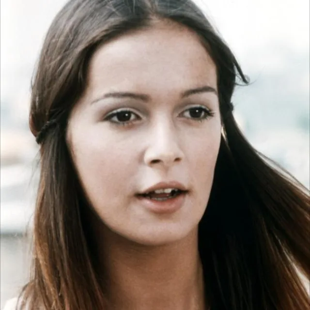 Anicée Alvina