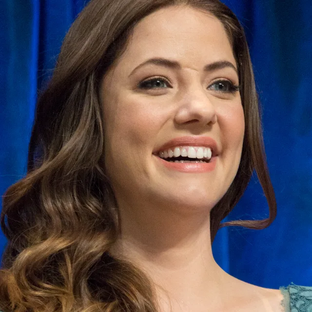 Julie Gonzalo