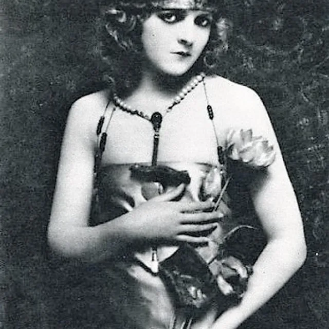 Miss DuPont