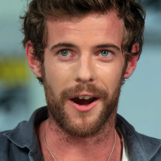 Harry Treadaway