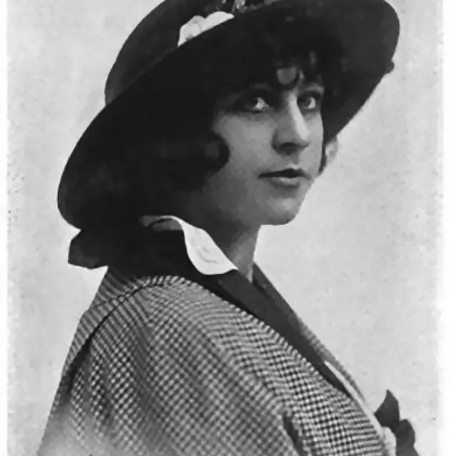 Charlotte Burton