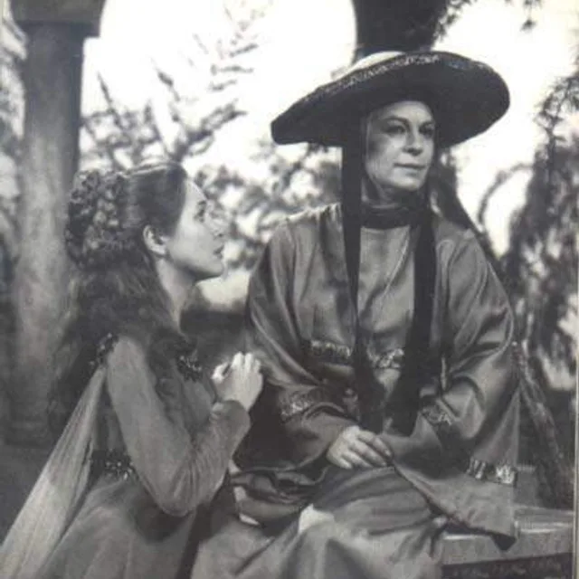 Evangelina Salazar