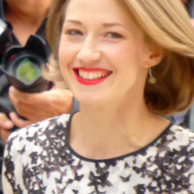 Carrie Coon