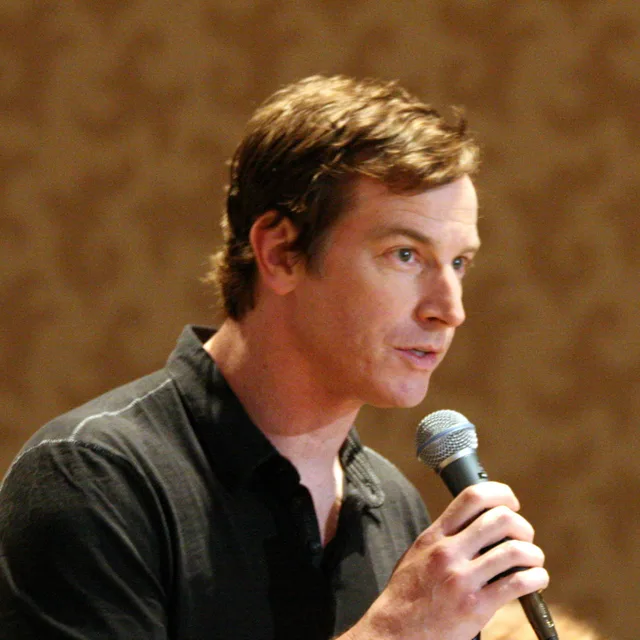 Rob Huebel