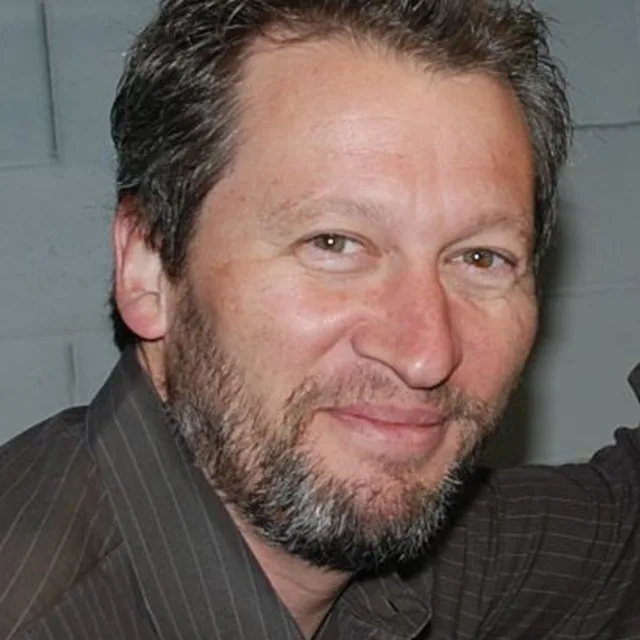 Ken Kwapis