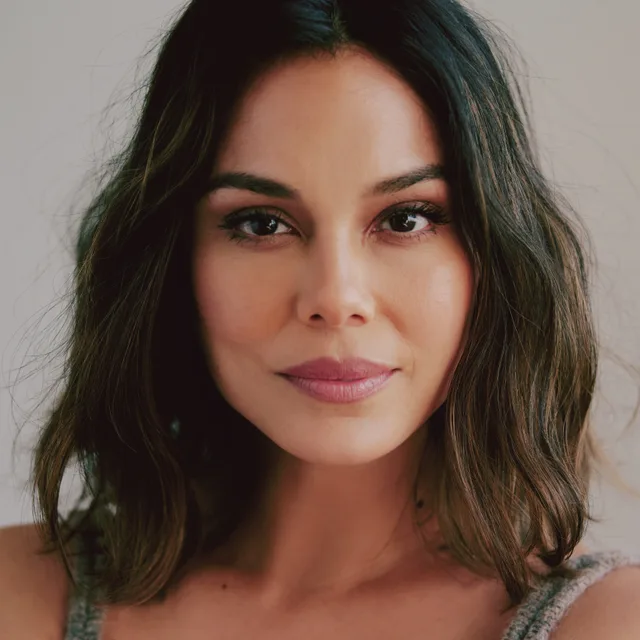 Nathalie Kelley