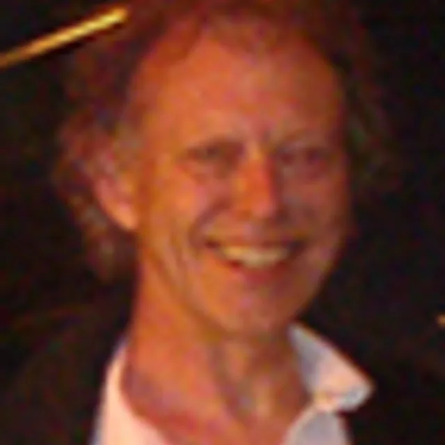 Hilton McRae