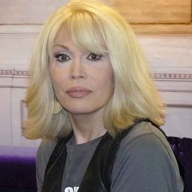 Amanda Lear