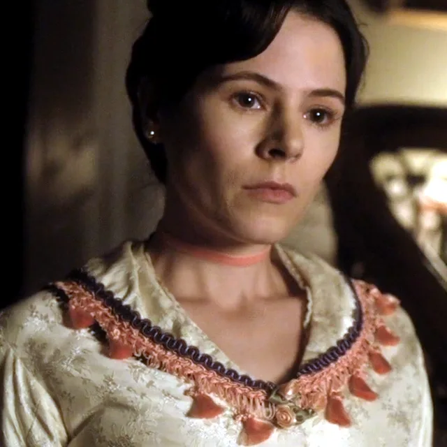 Elaine Cassidy