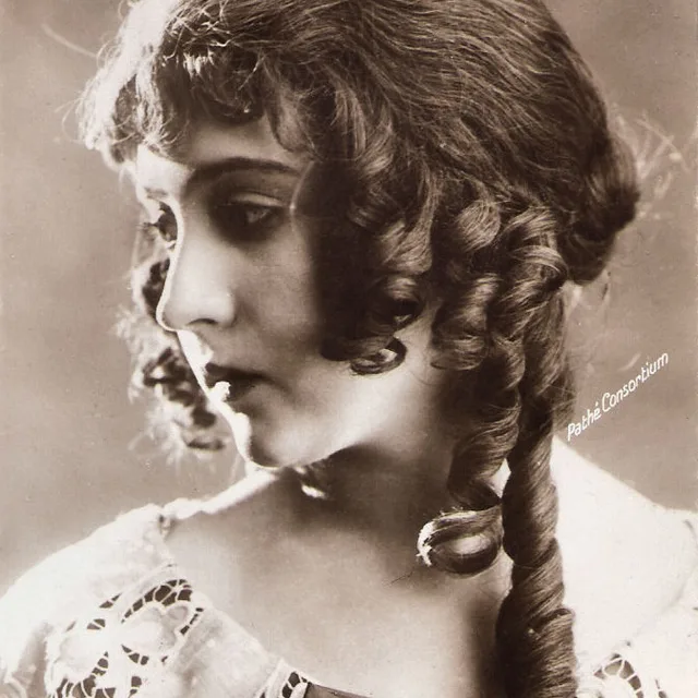 Simone Vaudry