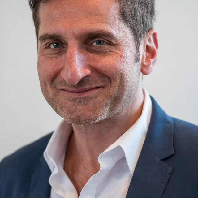 Tim Seyfi