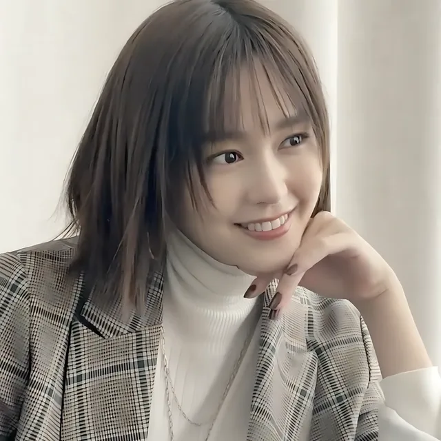 Mirei Kiritani
