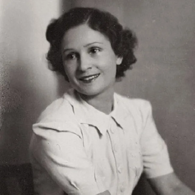 Nora Gregor