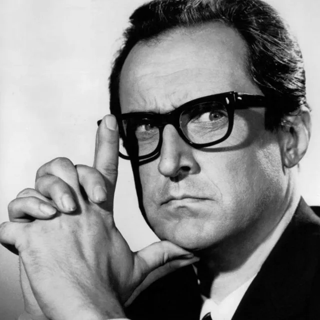 Roger Bowen