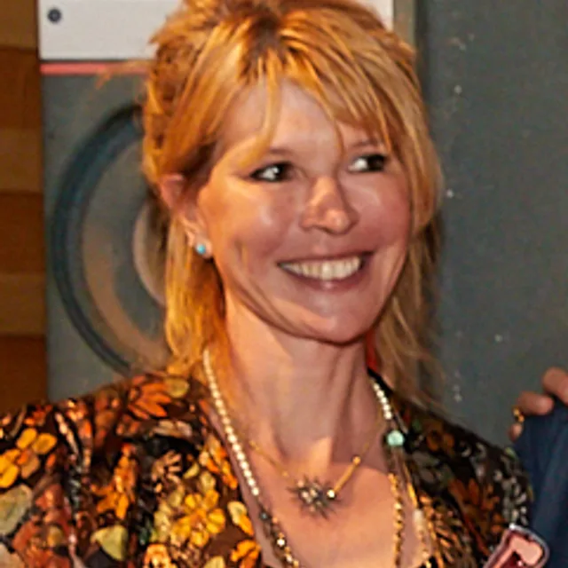 Julia Davis