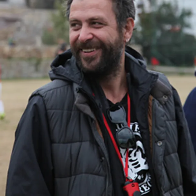 Nejat İşler