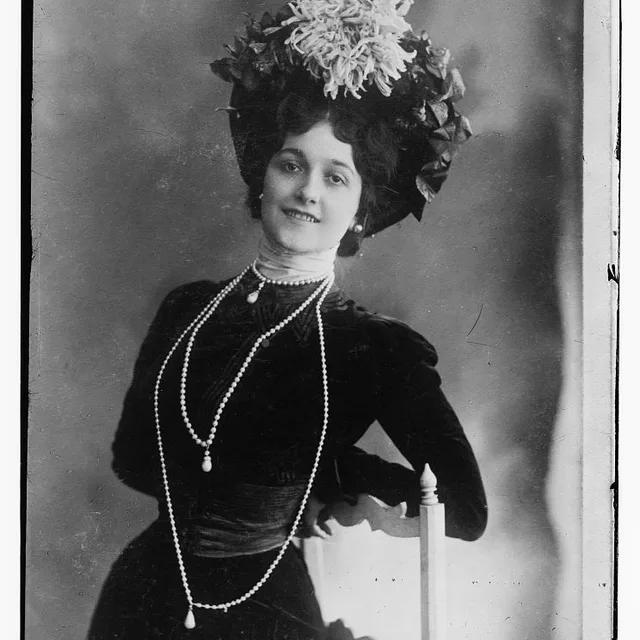 Lina Cavalieri