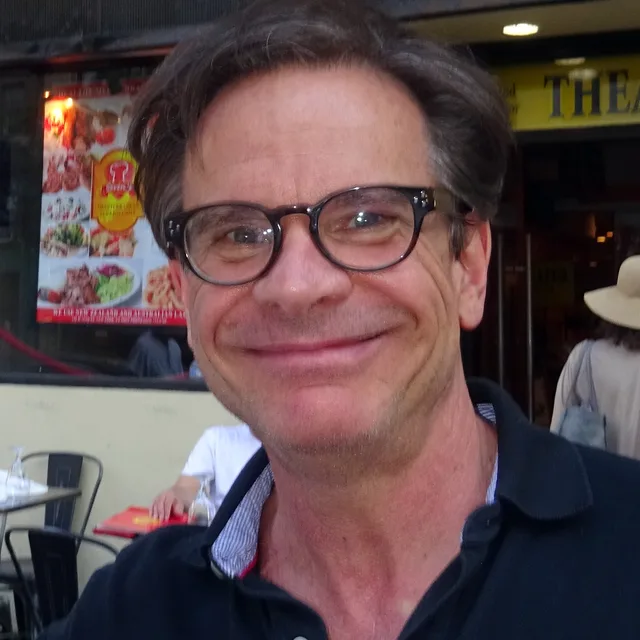 Peter Scolari