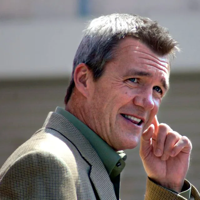 Neil Flynn