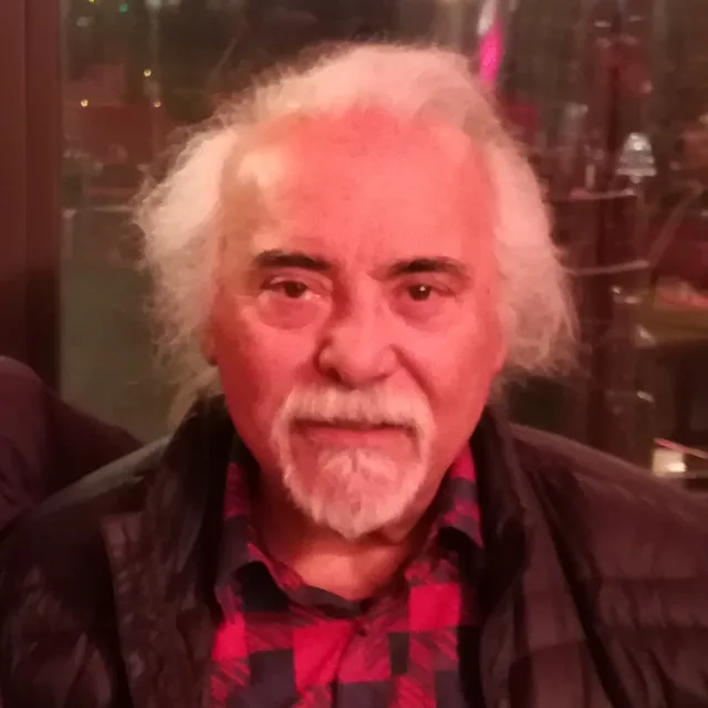 Esfandiar Monfaredzadeh