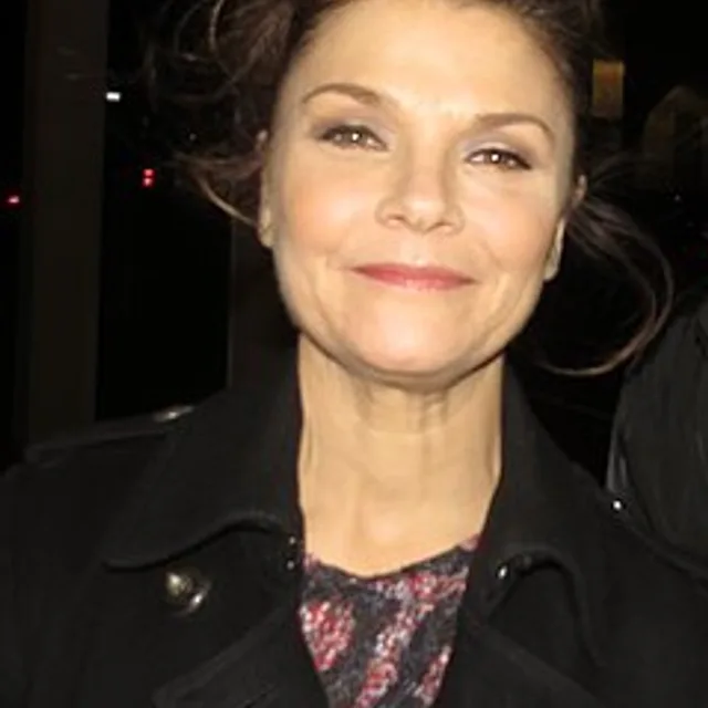 Kathryn Erbe