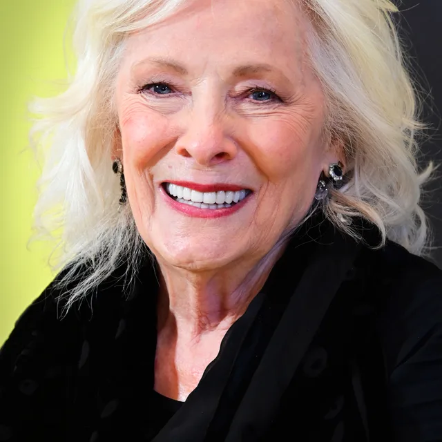 Betty Buckley