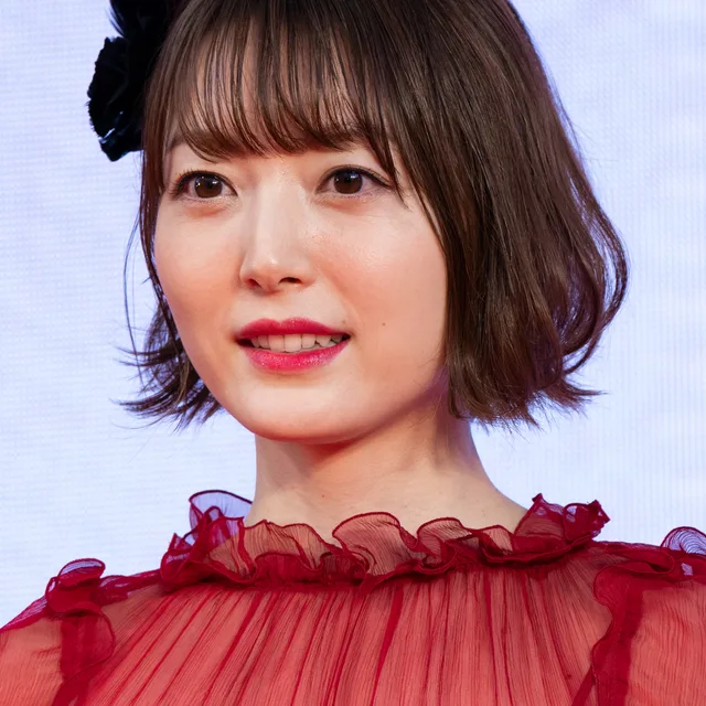 Kana Hanazawa