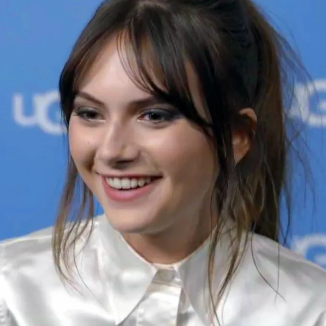 Emilia Jones