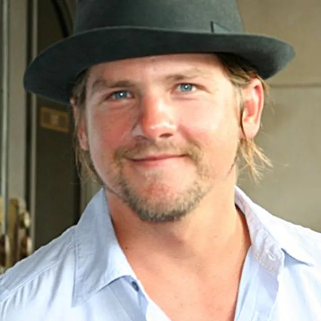Zachary Knighton