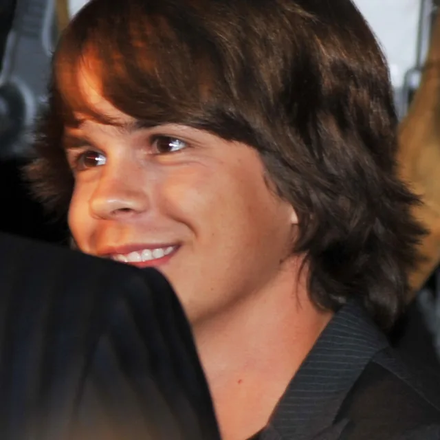 Johnny Simmons