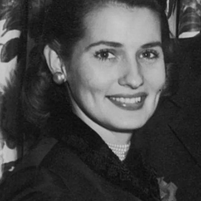 Brenda Marshall