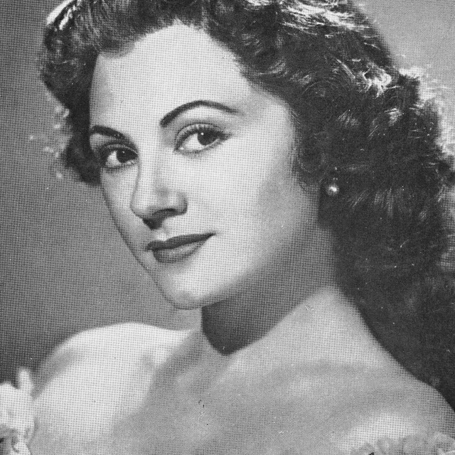 Esther Fernández