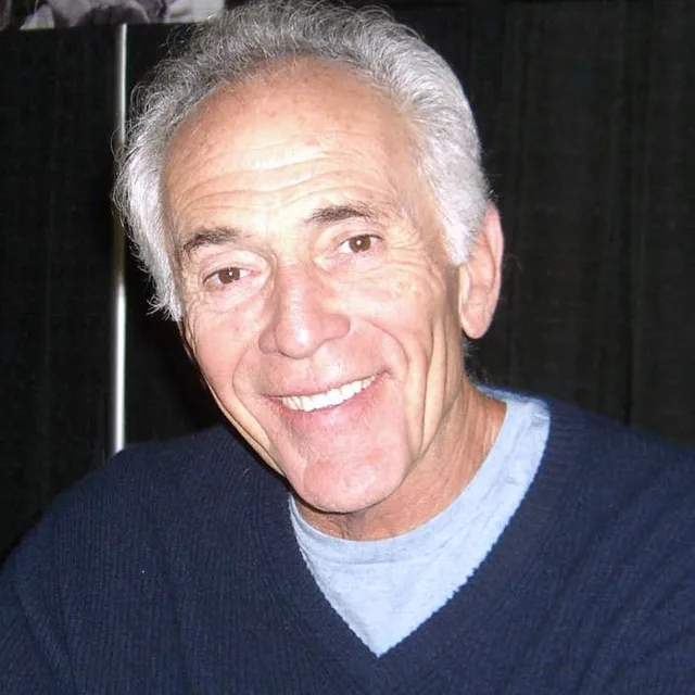 Bruce Weitz