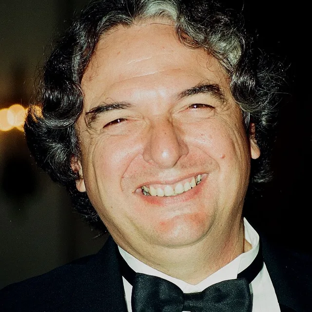 Gregory Nava
