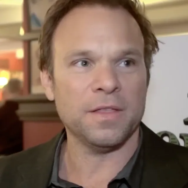 Norbert Leo Butz