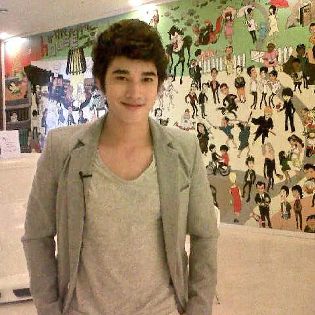 Mario Maurer