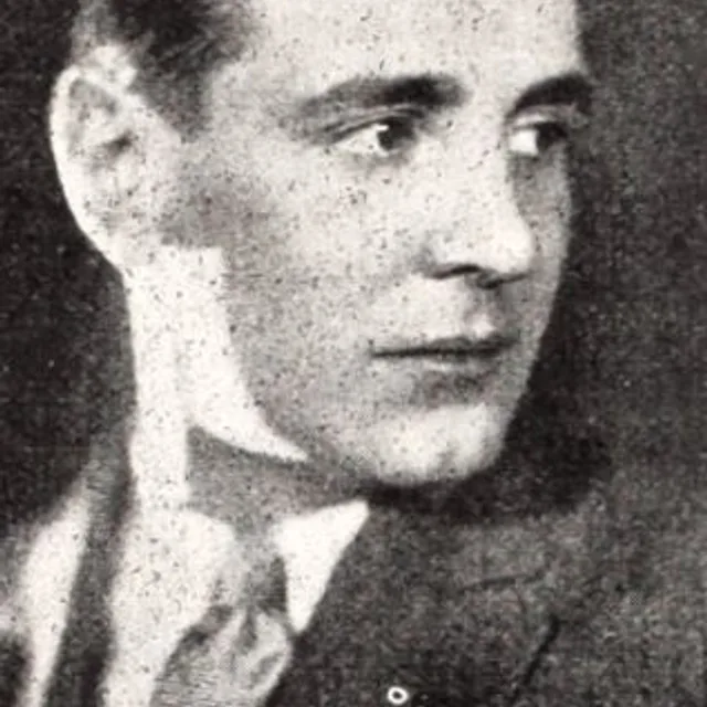 Kenneth Thomson