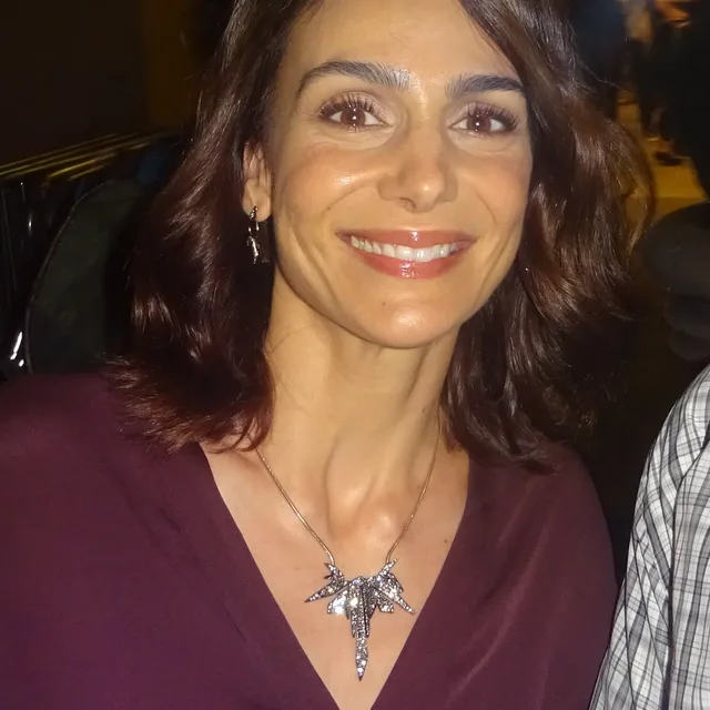 Annie Parisse