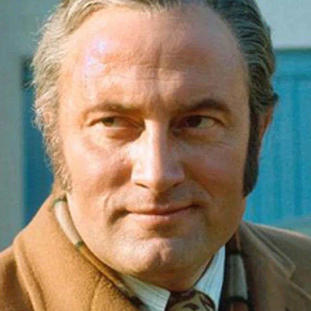 Iain Cuthbertson