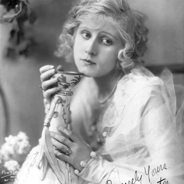 Clara Horton