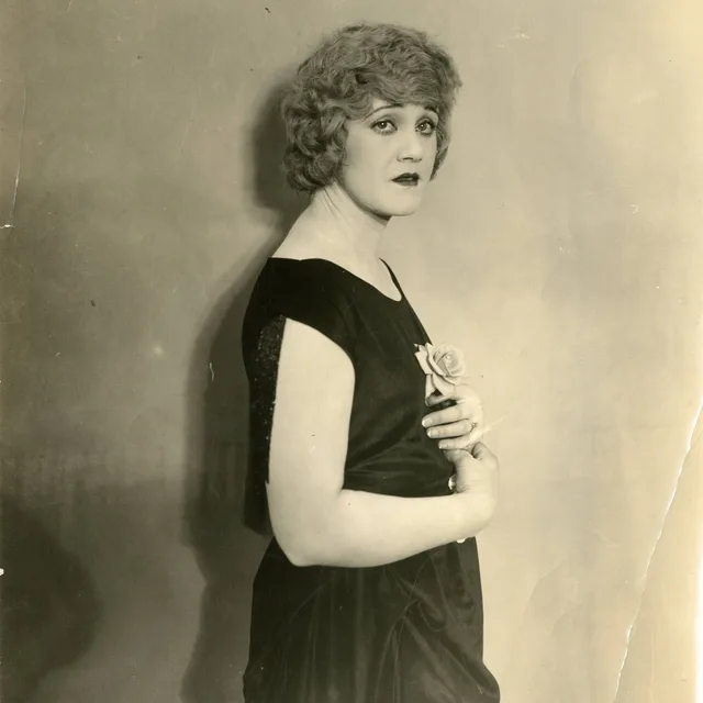 Maude Wayne