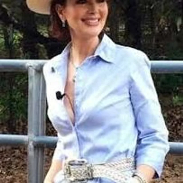 Janine Turner