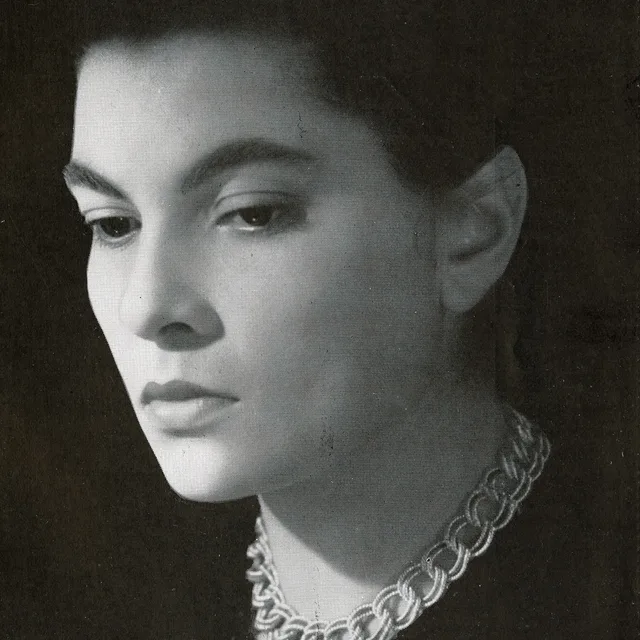 Elena Varzi