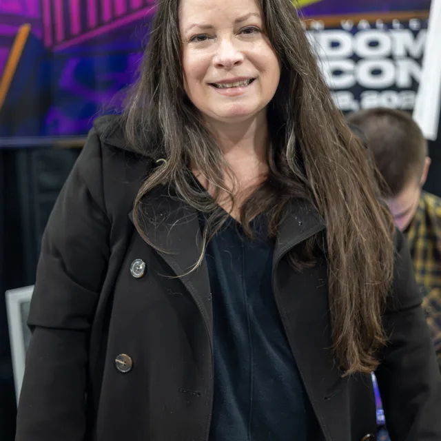 Holly Marie Combs