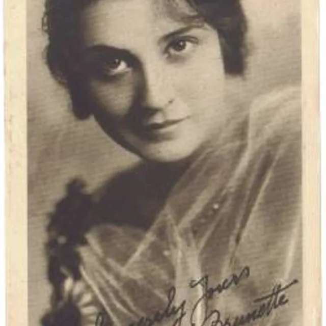 Fritzi Brunette