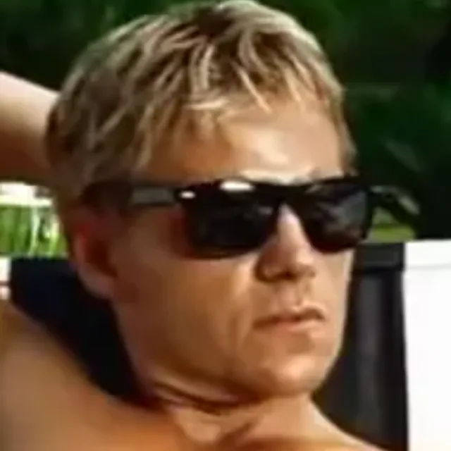 Marc Warren