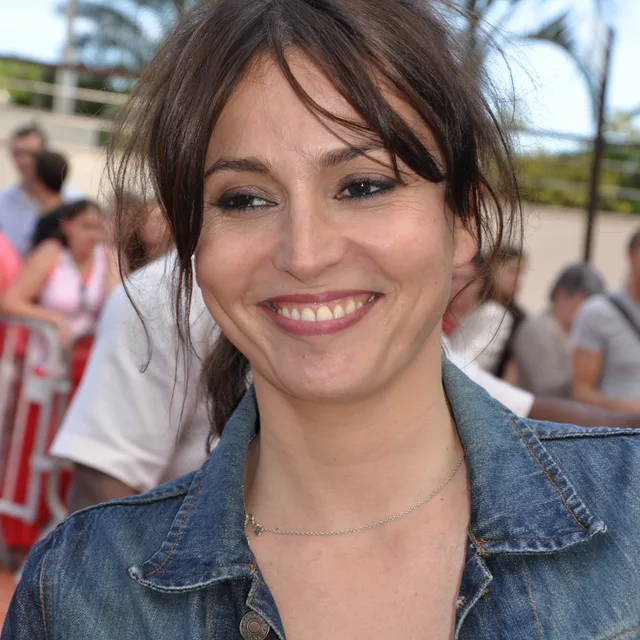 Anne Charrier